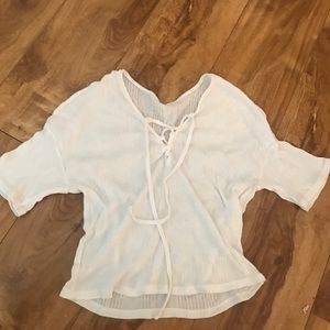 Alo Yoga lightweight crop tee-shirt